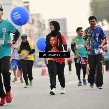 Runner Photo 5898257