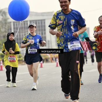 Runner Photo 5898280