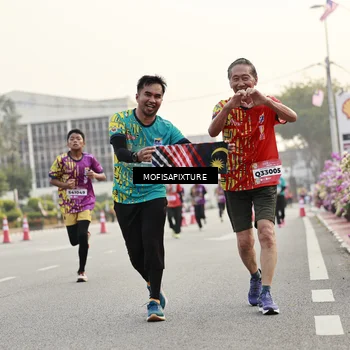 Runner Photo 5898316