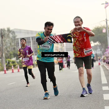 Runner Photo 5898338