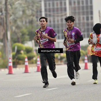 Runner Photo 5898369