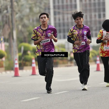 Runner Photo 5898374