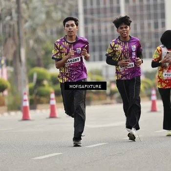 Runner Photo 5898377