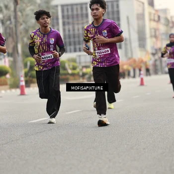 Runner Photo 5898387