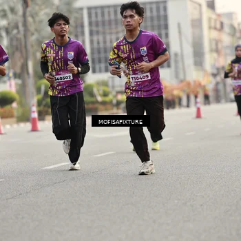 Runner Photo 5898388