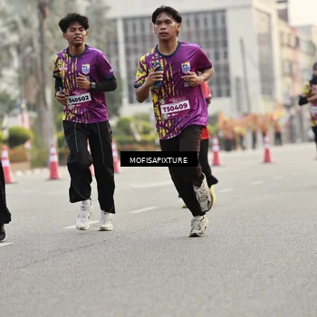 Runner Photo 5898393