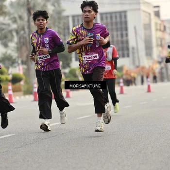 Runner Photo 5898397