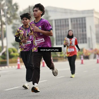 Runner Photo 5898406