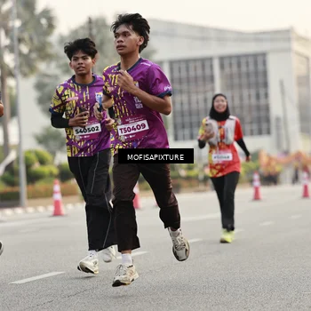 Runner Photo 5898407