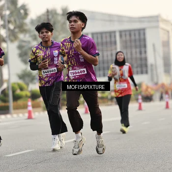Runner Photo 5898411