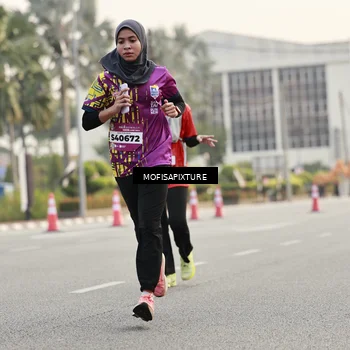 Runner Photo 5898466