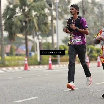 Runner Photo 5898513