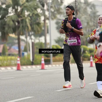 Runner Photo 5898518