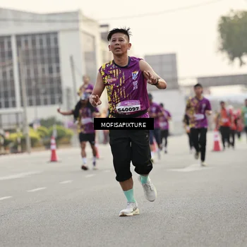 Runner Photo 5898611