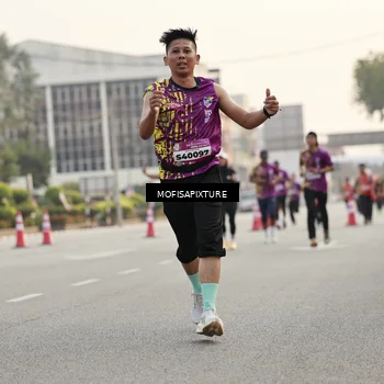 Runner Photo 5898635
