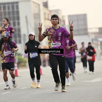 Runner Photo 5898664