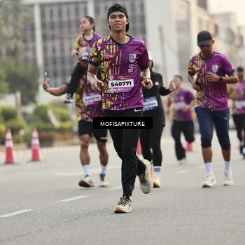 Runner Photo 5898672
