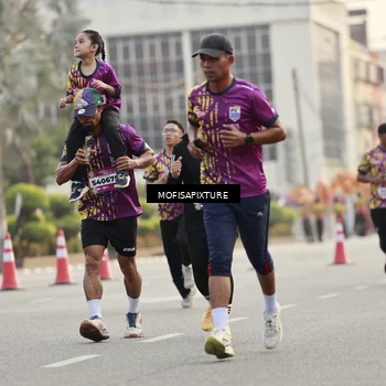 Runner Photo 5898696