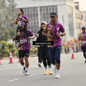 Runner Photo 5898706