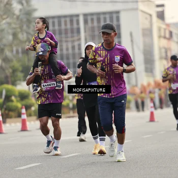 Runner Photo 5898709