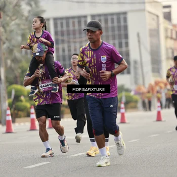 Runner Photo 5898710