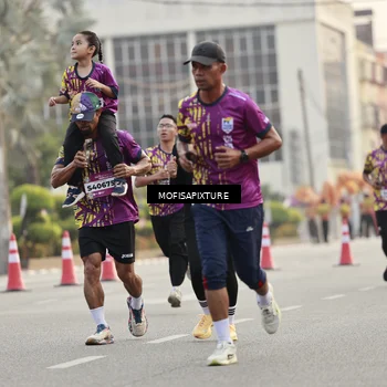 Runner Photo 5898713