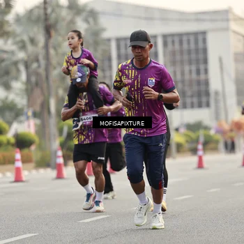 Runner Photo 5898718