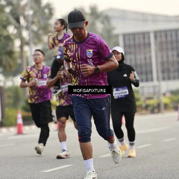 Runner Photo 5898746