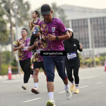 Runner Photo 5898749