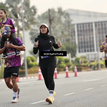 Runner Photo 5898750