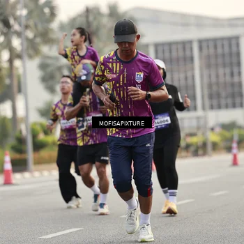 Runner Photo 5898757
