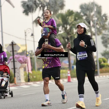 Runner Photo 5898769