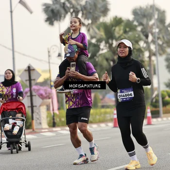 Runner Photo 5898770