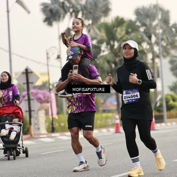Runner Photo 5898771