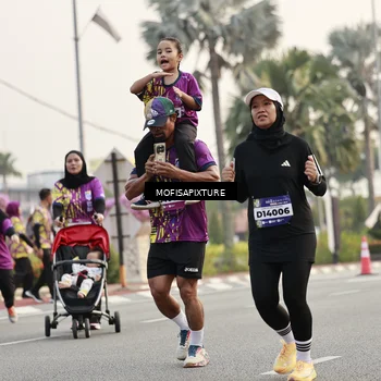 Runner Photo 5898776