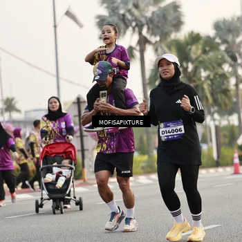 Runner Photo 5898777