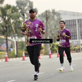 Runner Photo 5898807