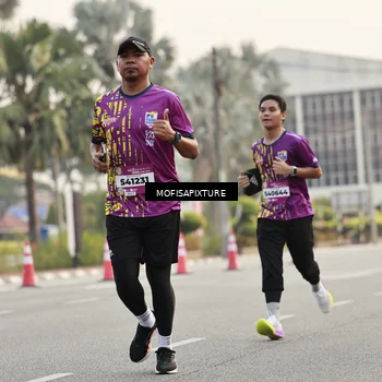 Runner Photo 5898812