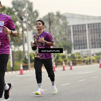 Runner Photo 5898816