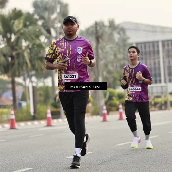 Runner Photo 5898819