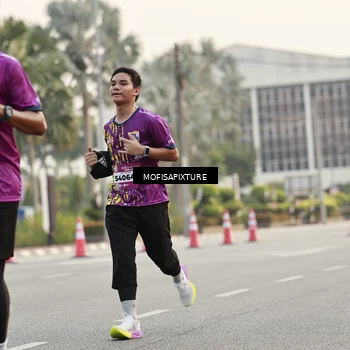 Runner Photo 5898820