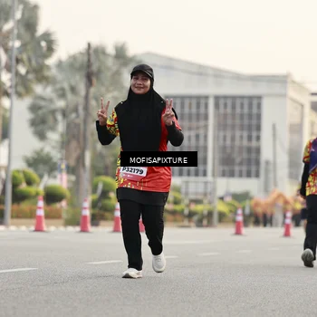 Runner Photo 5898868