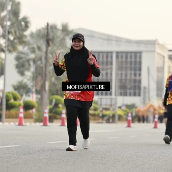 Runner Photo 5898878