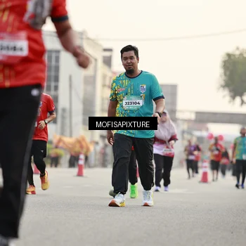 Runner Photo 5898917