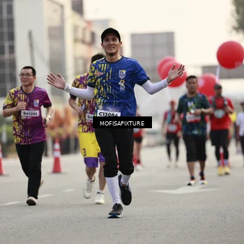 Runner Photo 5898998