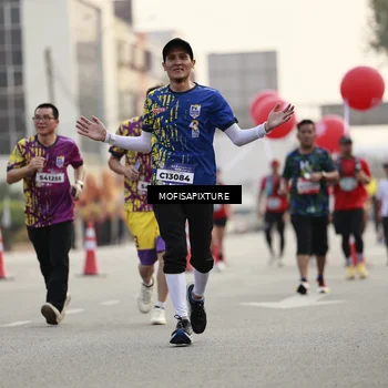 Runner Photo 5899001