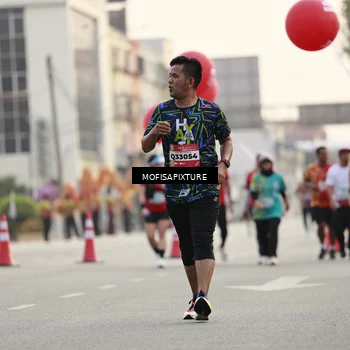 Runner Photo 5899019
