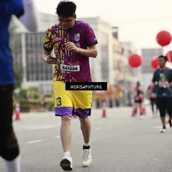 Runner Photo 5899035