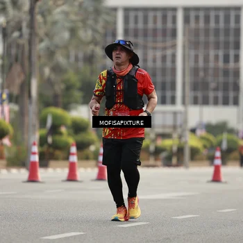 Runner Photo 5899039