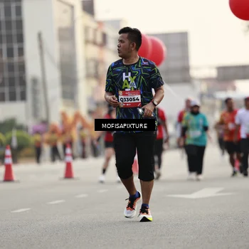 Runner Photo 5899043